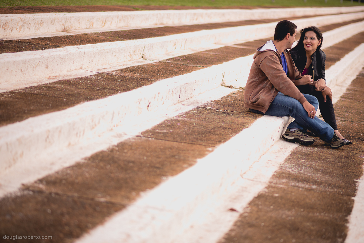 ensaio-de-casal-fotos-de-casal-fotografo-de-casais-casamento-fotografia-de-casamento-fotografo-de-casamento-fotografo-de-brasilia--fotos-espontaneas-fotos-divertidas
