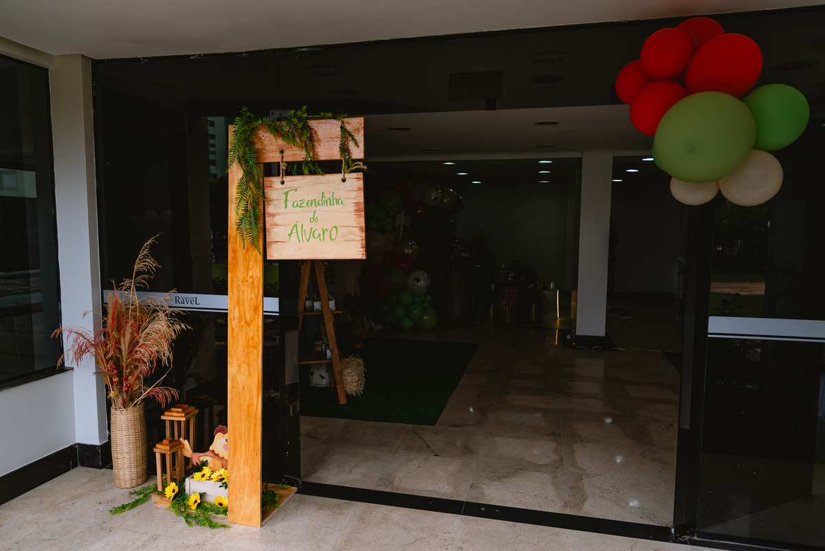 fotos de festa infantil - decoração fazendinha