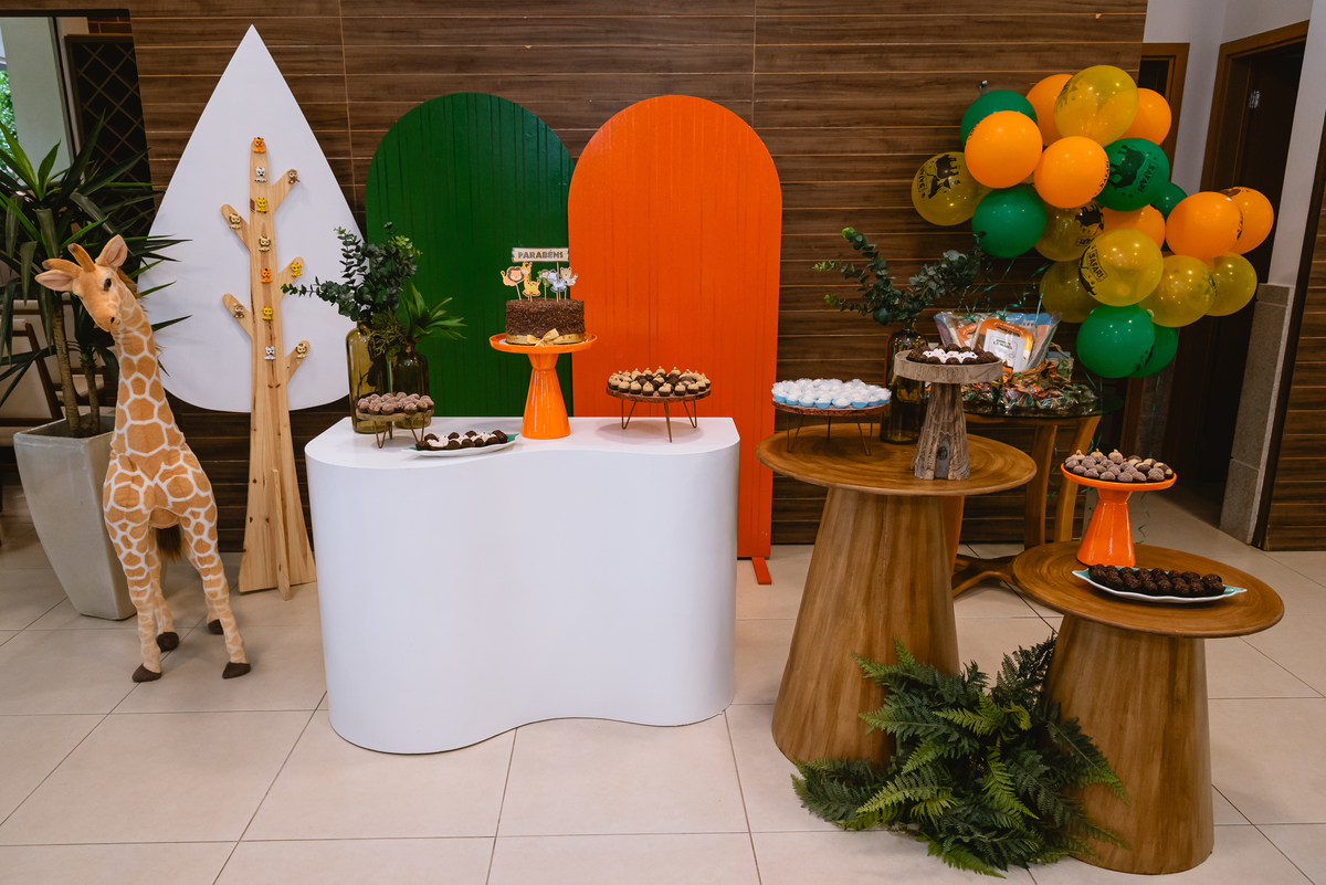 fotos de festa infantil - decoração safari