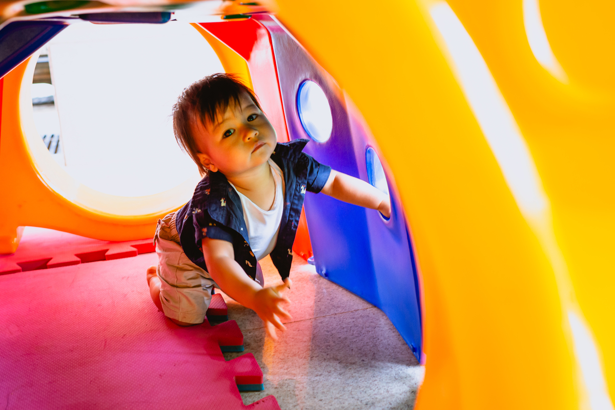 fotos de festa infantil - menino brincando