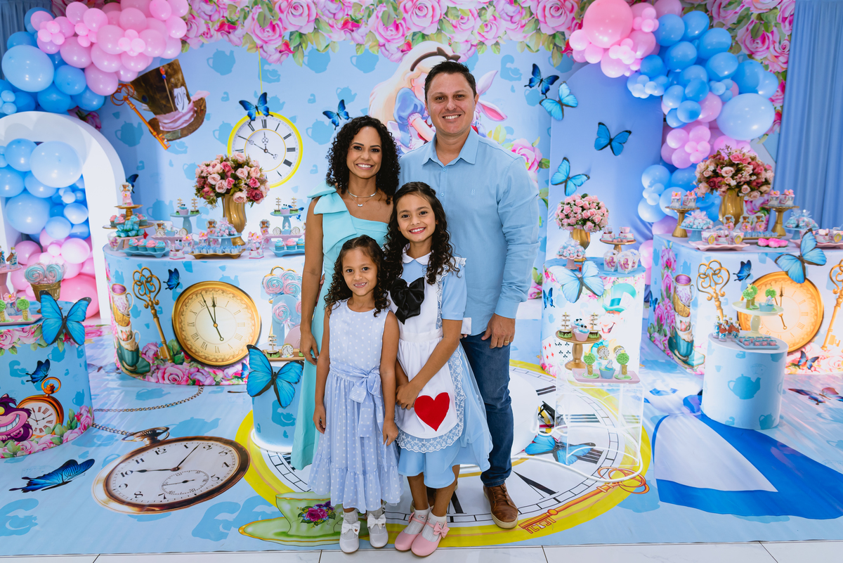 fotos de festa infantil - decoração - Kataplum - família reunida