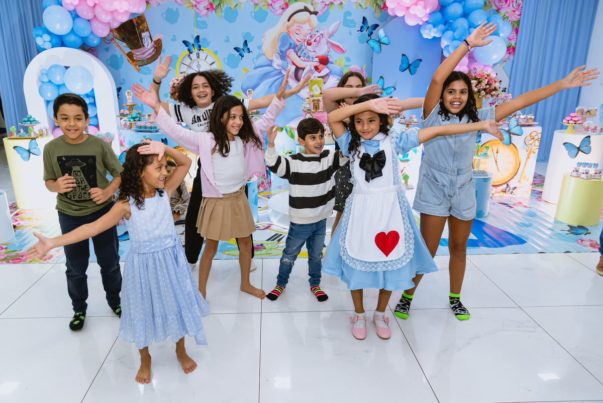 fotos de festa infantil - decoração - Kataplum - crianças brincando 