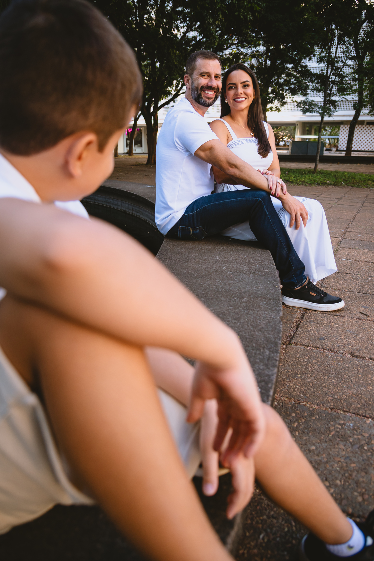 Ensaio de fotos de família na igrejinha da 307 em Brasília 