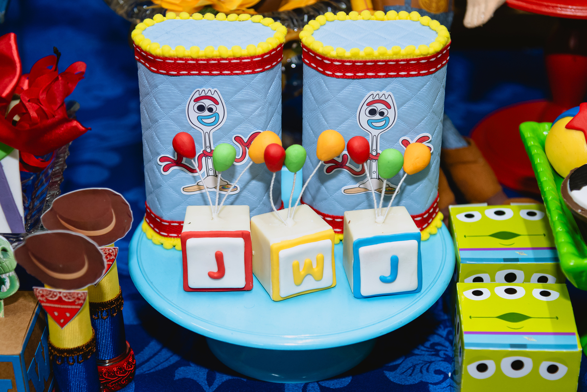 foto de festa de crianças - decoração do Toy Story - Espaço RáTimBum