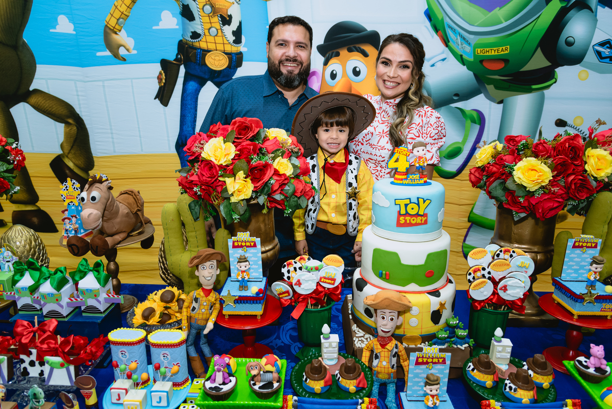 foto de festa de crianças - decoração do Toy Story - Espaço RáTimBum