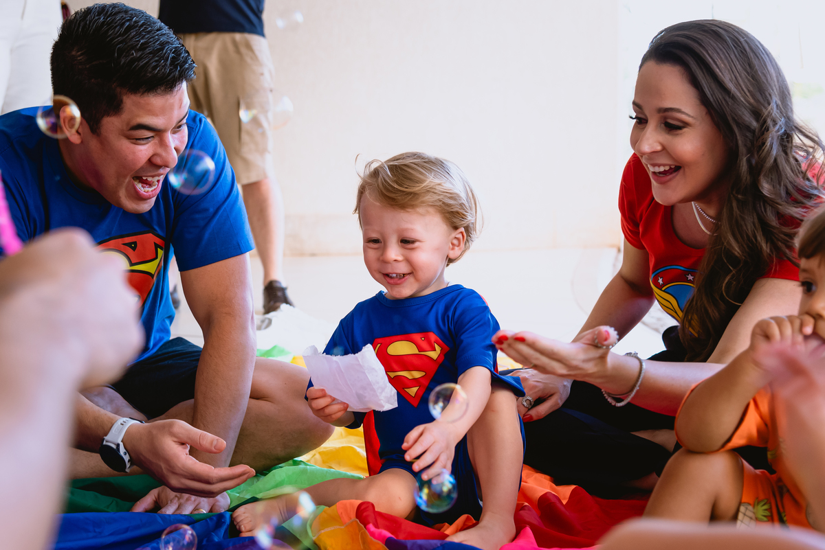 foto de festa de crianças - fotógrafo infantil - criança brincando