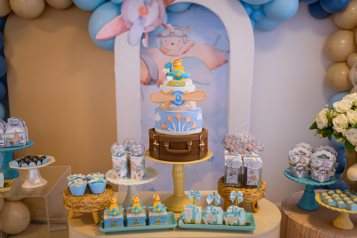 foto de festa de crianças - fotógrafo infantil - decoração de aviador - decoração DW Festas Personalizadas