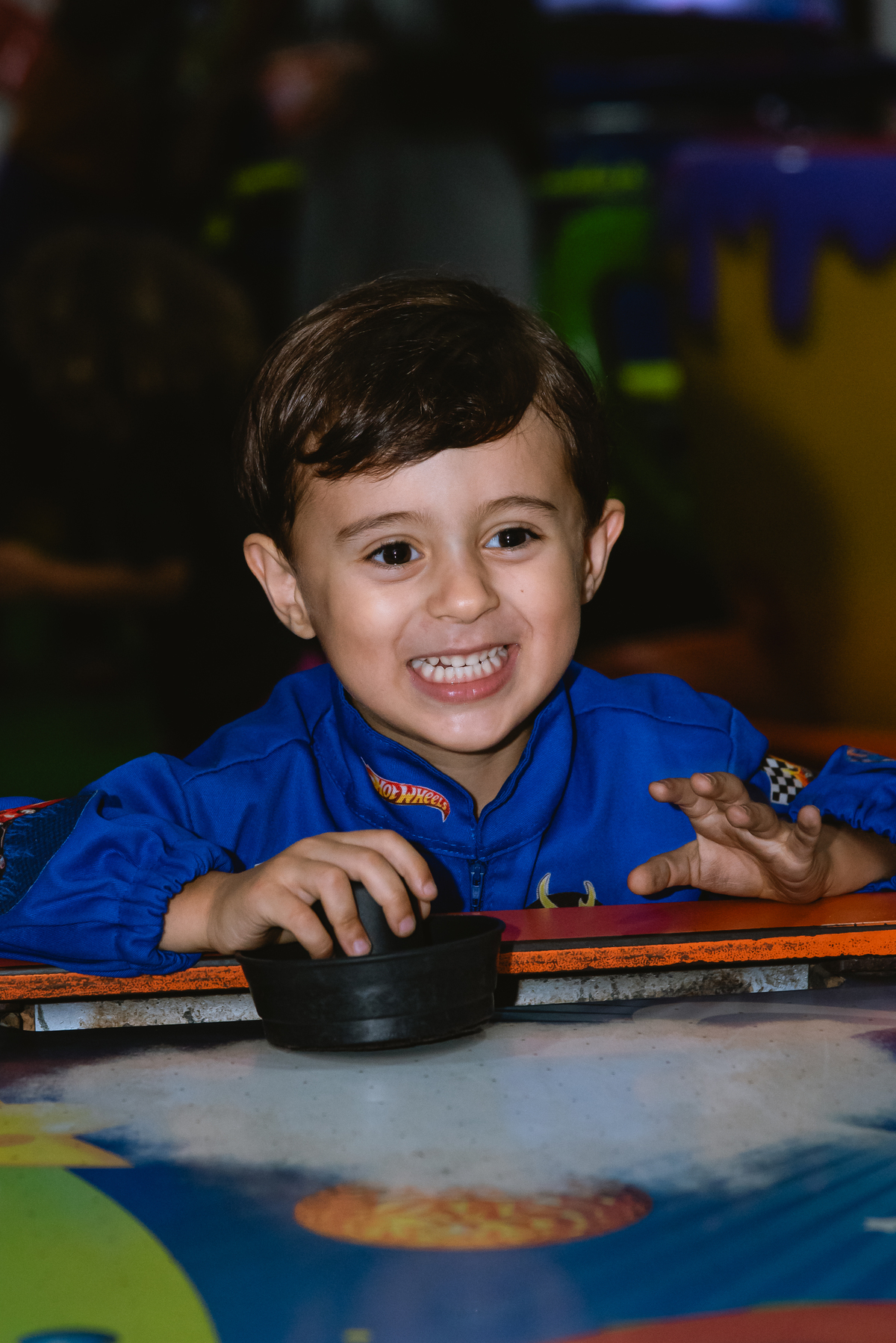 foto de festa de crianças - fotógrafo infantil - brincando com amigos