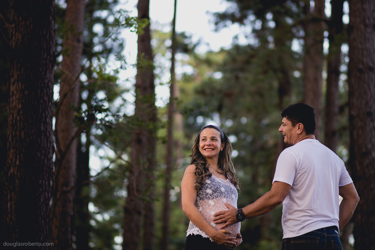 ensaio-de-gestante-fotos-de-gravida-fotografo-para-gestante-fotografo-de-brasilia-douglas-mendes-roberto-fotografo-de-familia-gestante-douglas-roberto-fotografia-fotos-de-familia-crianca