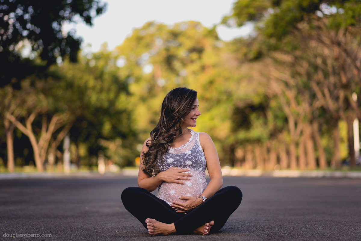 ensaio-de-gestante-fotos-de-gravida-fotografo-para-gestante-fotografo-de-brasilia-douglas-mendes-roberto-fotografo-de-familia-gestante-douglas-roberto-fotografia-fotos-de-familia-crianca