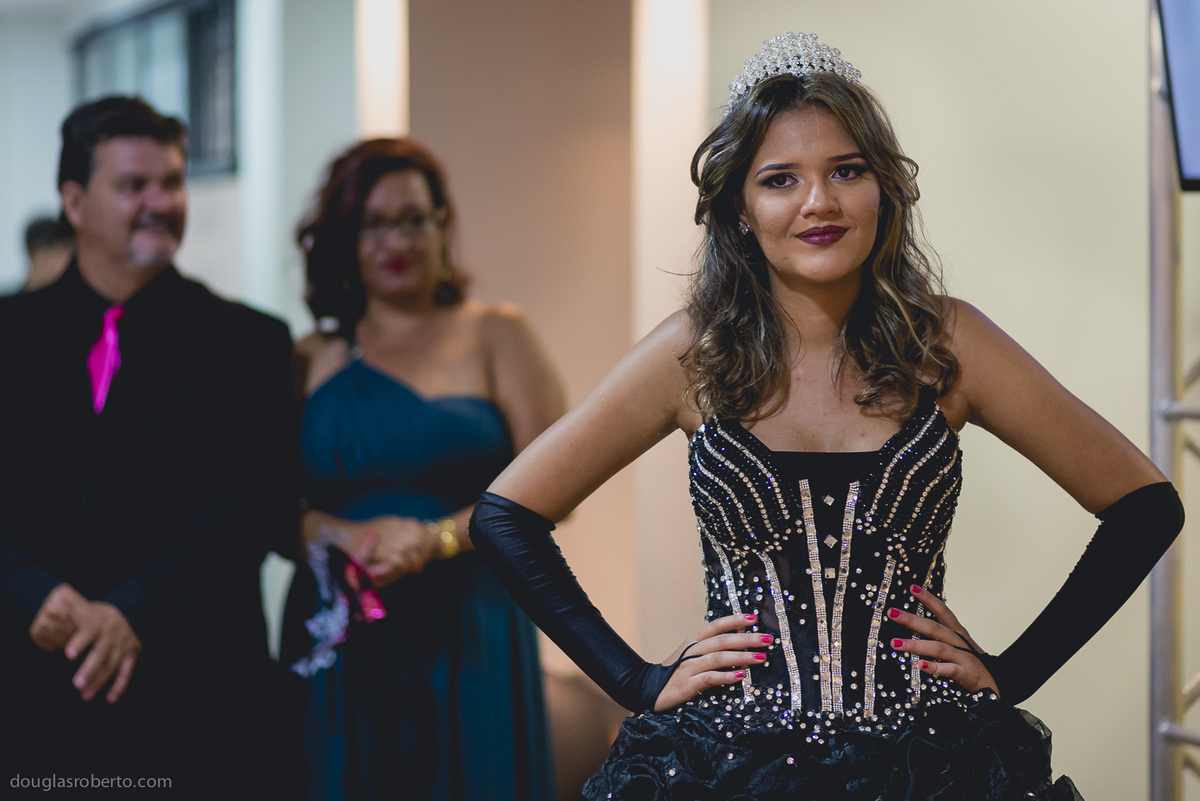 Festa de 15anos da Ana Carolina que aconteceu na Paróquia Militar de São Miguel Arcanjo e Santo Expedito  | Douglas Roberto Fotografia | Brasília 2016