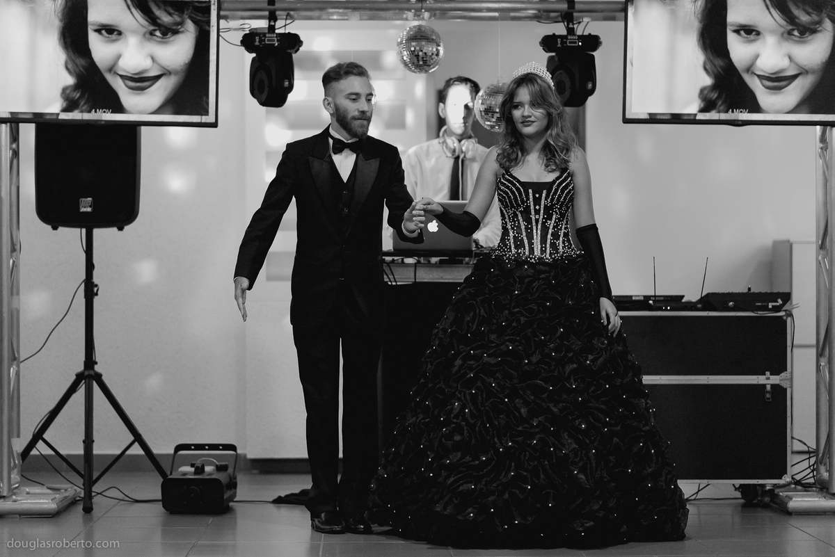 Festa de 15anos da Ana Carolina que aconteceu na Paróquia Militar de São Miguel Arcanjo e Santo Expedito  | Douglas Roberto Fotografia | Brasília 2016