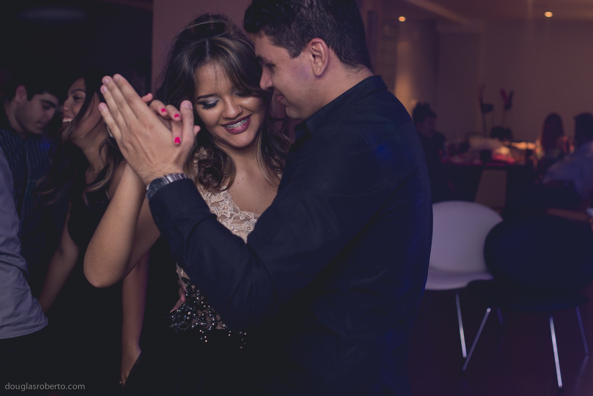 Festa de 15anos da Ana Carolina que aconteceu na Paróquia Militar de São Miguel Arcanjo e Santo Expedito  | Douglas Roberto Fotografia | Brasília 2016