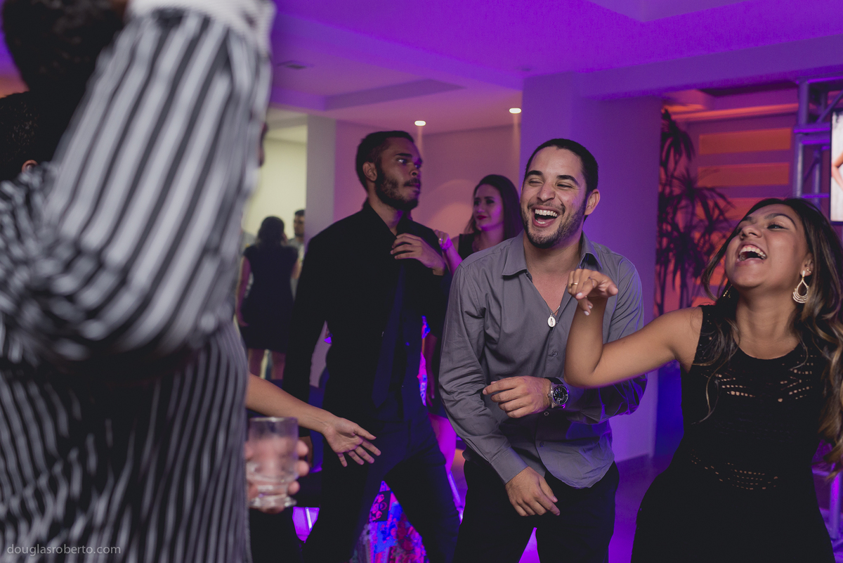 Festa de 15anos da Ana Carolina que aconteceu na Paróquia Militar de São Miguel Arcanjo e Santo Expedito  | Douglas Roberto Fotografia | Brasília 2016