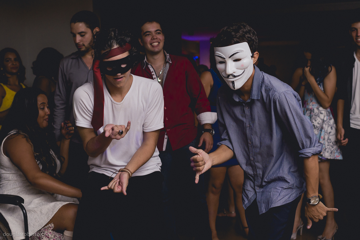 Festa de 15anos da Ana Carolina que aconteceu na Paróquia Militar de São Miguel Arcanjo e Santo Expedito  | Douglas Roberto Fotografia | Brasília 2016