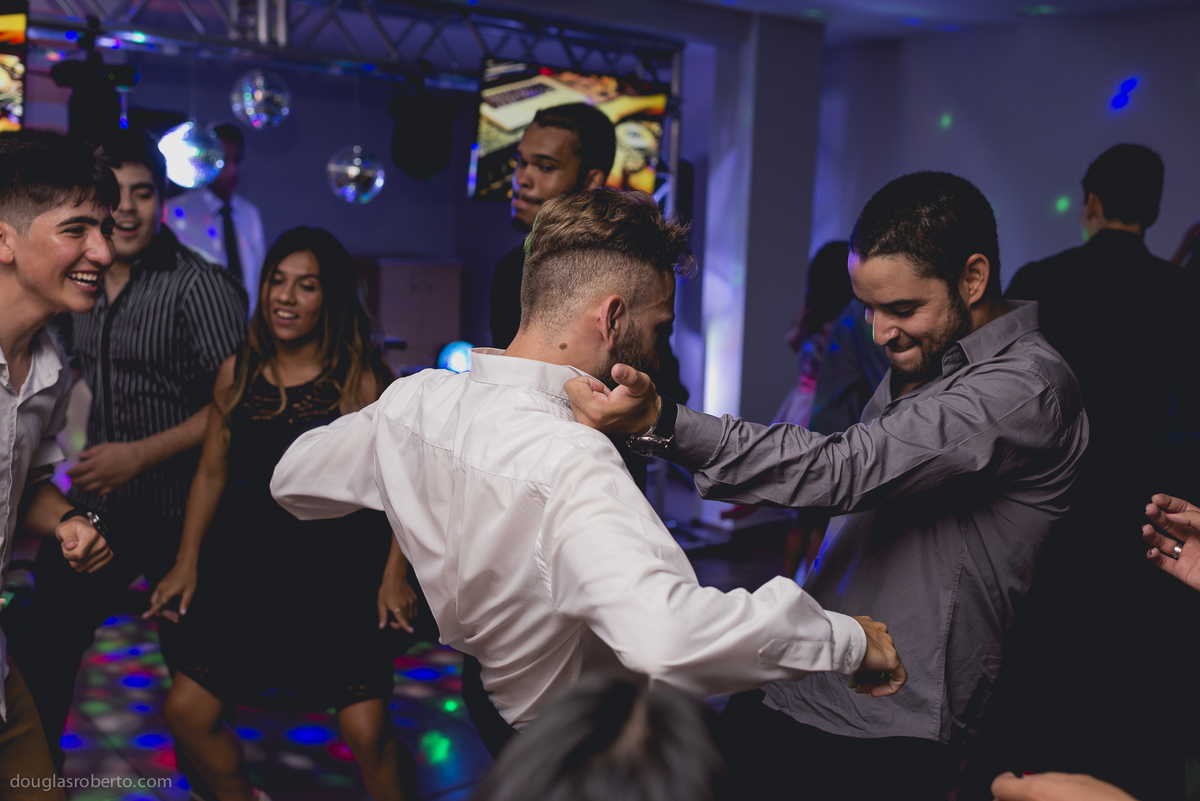 Festa de 15anos da Ana Carolina que aconteceu na Paróquia Militar de São Miguel Arcanjo e Santo Expedito  | Douglas Roberto Fotografia | Brasília 2016