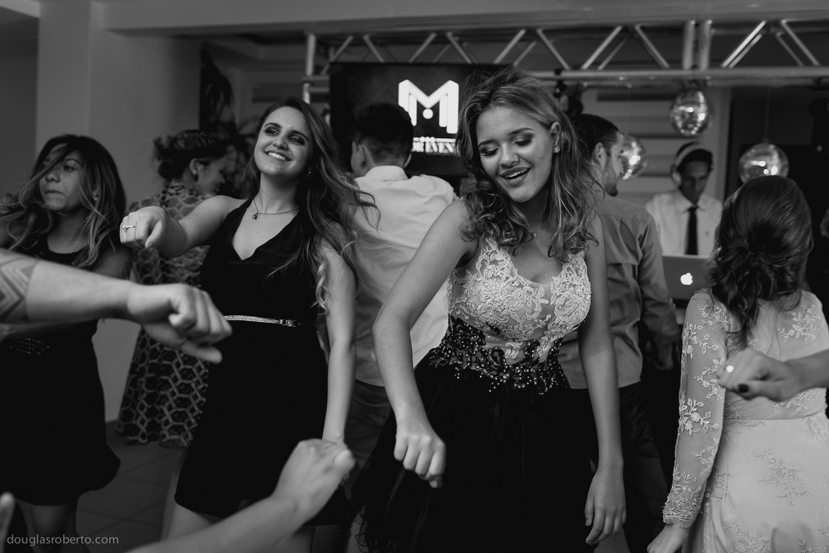 Festa de 15anos da Ana Carolina que aconteceu na Paróquia Militar de São Miguel Arcanjo e Santo Expedito  | Douglas Roberto Fotografia | Brasília 2016