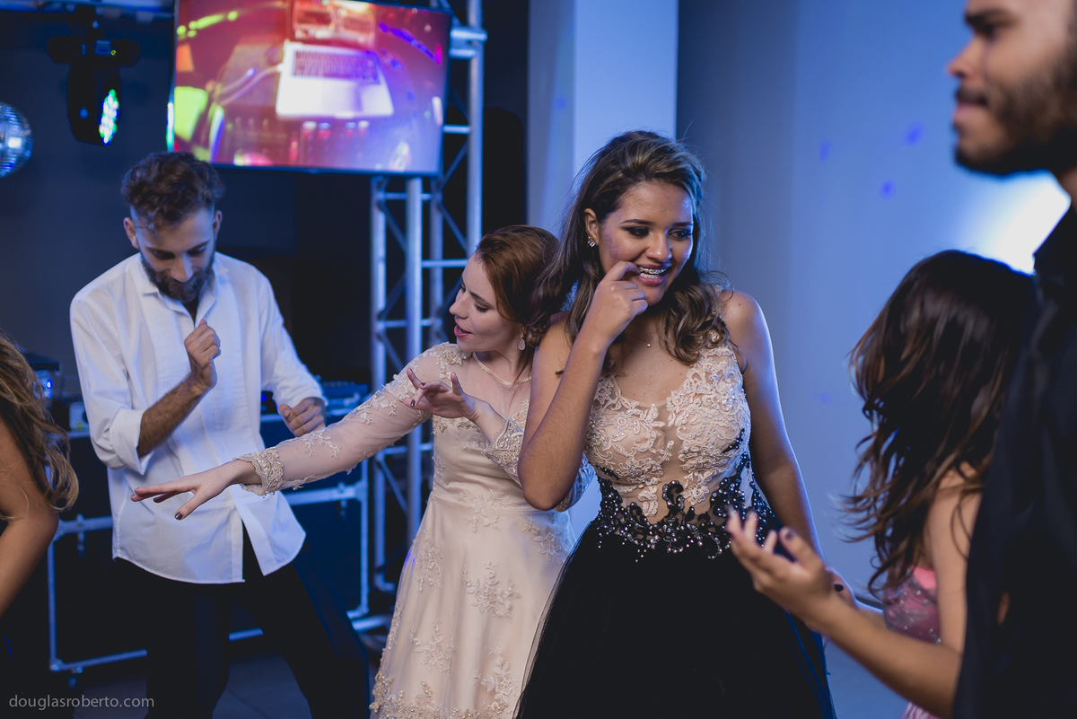 Festa de 15anos da Ana Carolina que aconteceu na Paróquia Militar de São Miguel Arcanjo e Santo Expedito  | Douglas Roberto Fotografia | Brasília 2016
