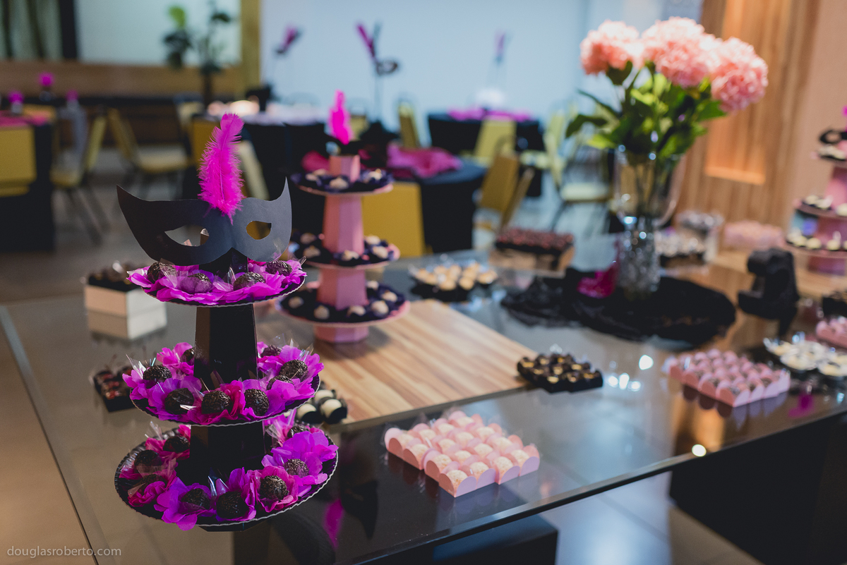 Festa de 15anos da Ana Carolina que aconteceu na Paróquia Militar de São Miguel Arcanjo e Santo Expedito  | Douglas Roberto Fotografia | Brasília 2016