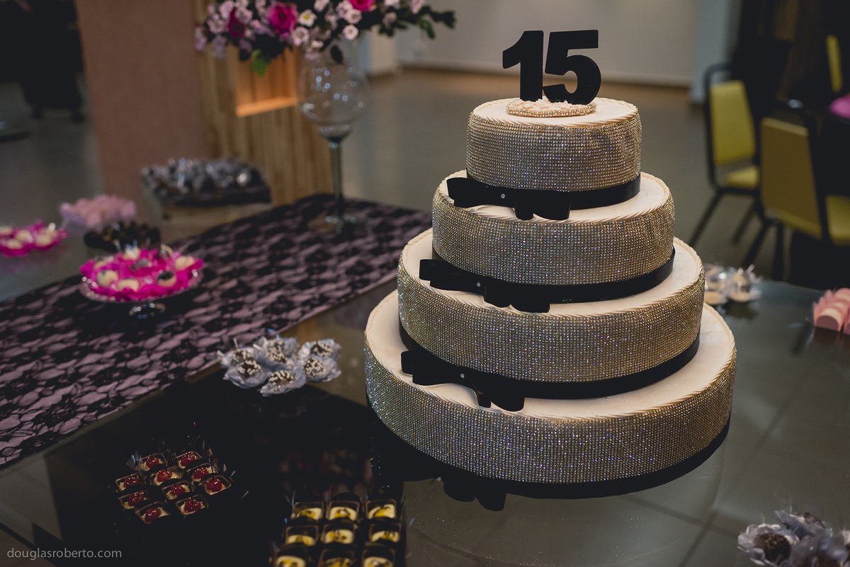 Festa de 15anos da Ana Carolina que aconteceu na Paróquia Militar de São Miguel Arcanjo e Santo Expedito  | Douglas Roberto Fotografia | Brasília 2016