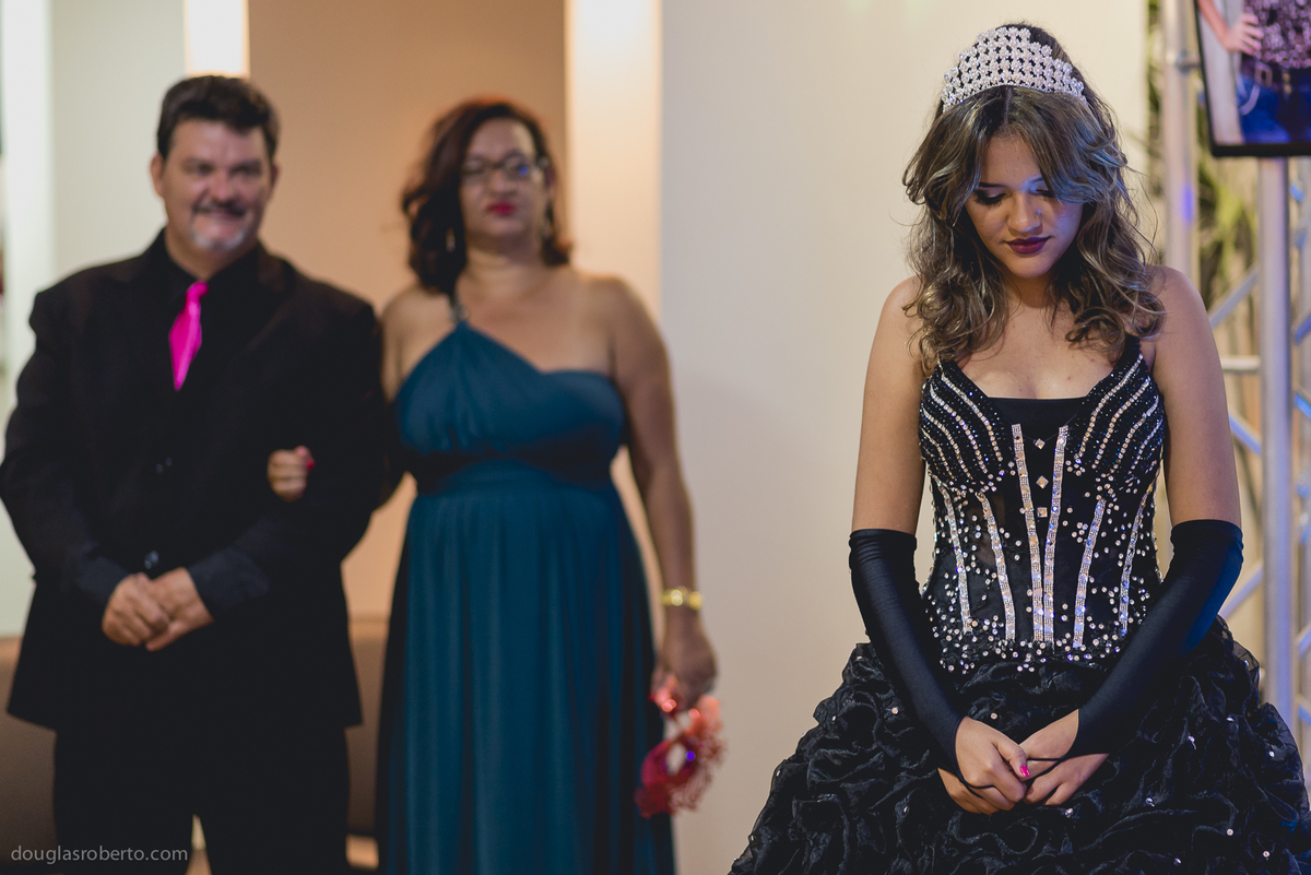 Festa de 15anos da Ana Carolina que aconteceu na Paróquia Militar de São Miguel Arcanjo e Santo Expedito  | Douglas Roberto Fotografia | Brasília 2016