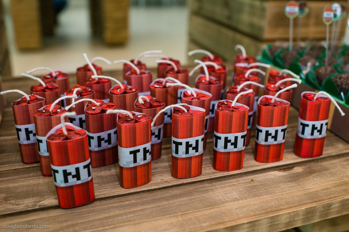 docinhos da mesa do bolo