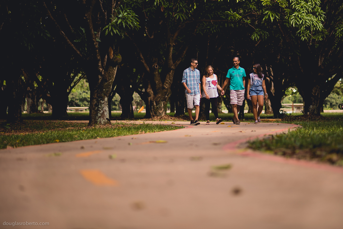 Ensaio gestante e família com muitas risadas, brincadeiras e sentimentos | Douglas Roberto Fotografia | Brasília 2016