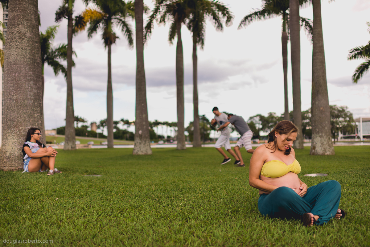 Ensaio gestante e família com muitas risadas, brincadeiras e sentimentos | Douglas Roberto Fotografia | Brasília 2016