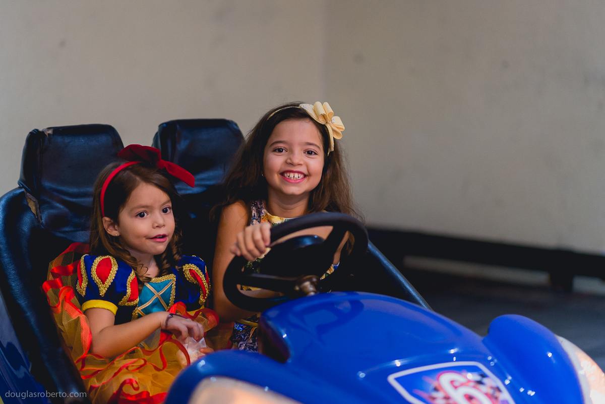 Festa de 4 anos da Larissa que aconteceu na casa de festa Trakinagem Festas  | Douglas Roberto Fotografia | Brasília 2016
