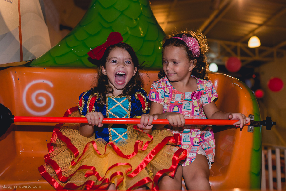 Festa de 4 anos da Larissa que aconteceu na casa de festa Trakinagem Festas  | Douglas Roberto Fotografia | Brasília 2016