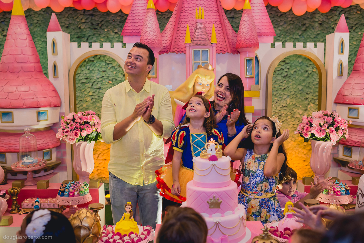 Festa de 4 anos da Larissa que aconteceu na casa de festa Trakinagem Festas  | Douglas Roberto Fotografia | Brasília 2016