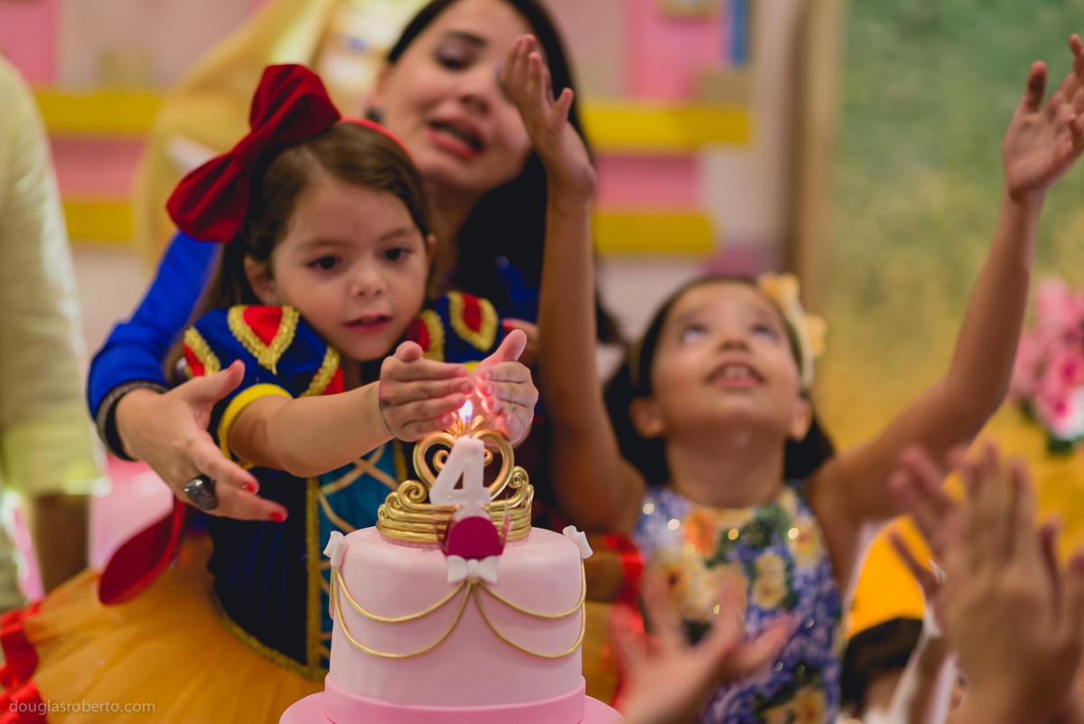 Festa de 4 anos da Larissa que aconteceu na casa de festa Trakinagem Festas  | Douglas Roberto Fotografia | Brasília 2016