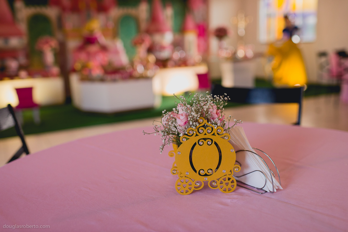 Festa de 4 anos da Larissa que aconteceu na casa de festa Trakinagem Festas  | Douglas Roberto Fotografia | Brasília 2016