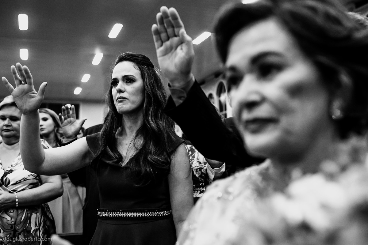 emoção da madrinha no casamento