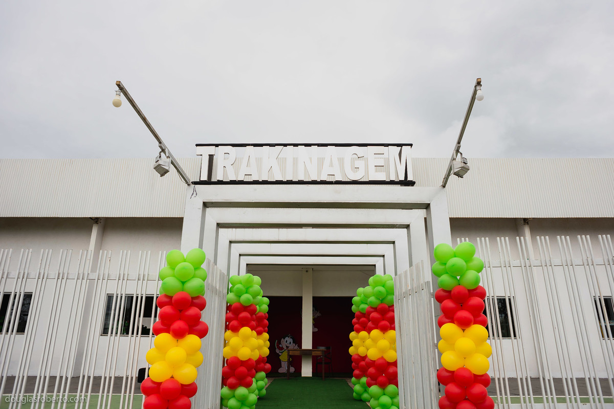festa infantil na casa de festa traquinagem