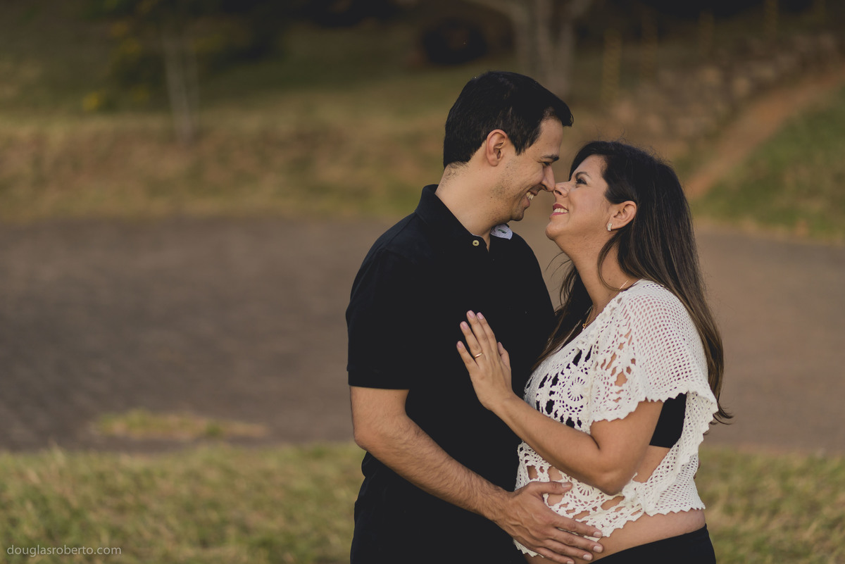 Ensaio Gestante da Danielle & Tiago, realizado no Parque da Cidade e na Ermida Dom  Bosco, Brasília | Douglas Roberto Fotografia | Brasília - 2016
