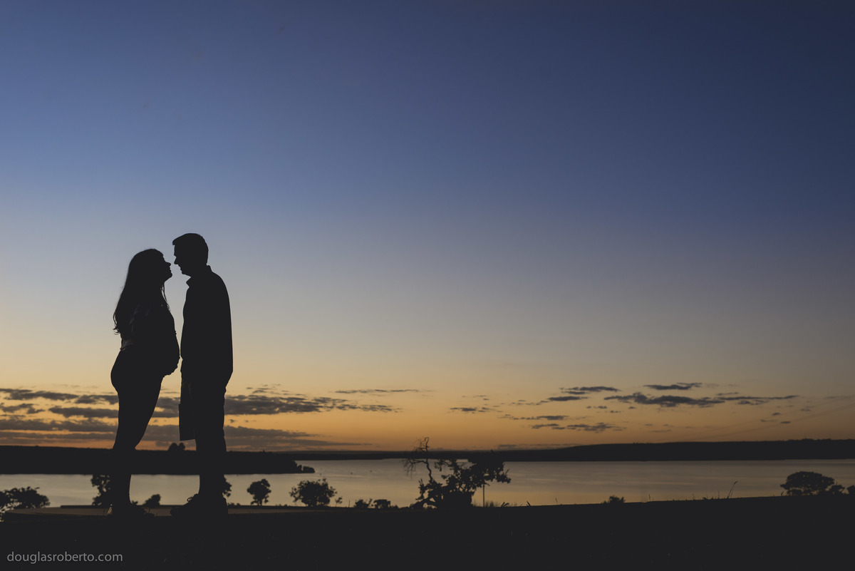 Ensaio Gestante da Danielle & Tiago, realizado no Parque da Cidade e na Ermida Dom  Bosco, Brasília | Douglas Roberto Fotografia | Brasília - 2016