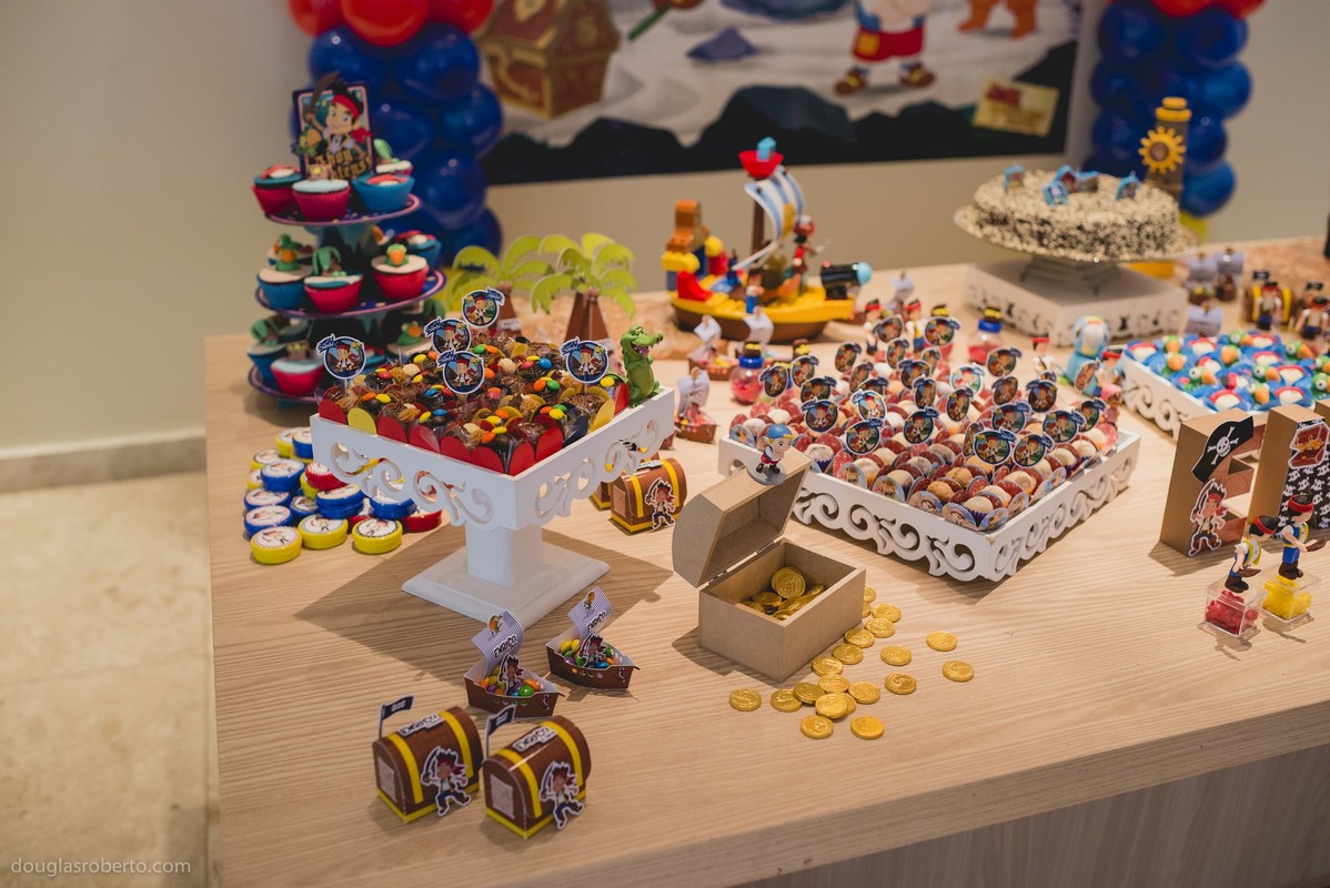Festa infantil 5 anos Enrico, realizado em Brasilia-DF, abril de 2016. Tema da festa, Pirata.