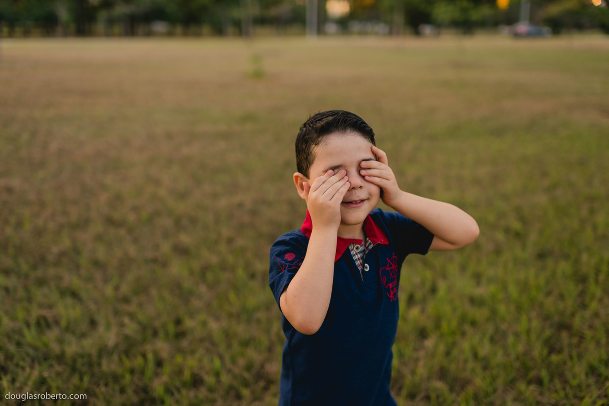 Ensaio Família Luana, Hadson, Henrique e Felipe, comemorando o aniversário de 1 ano do Felipe. Realizado em Brasília-DF, em maio de 2016.