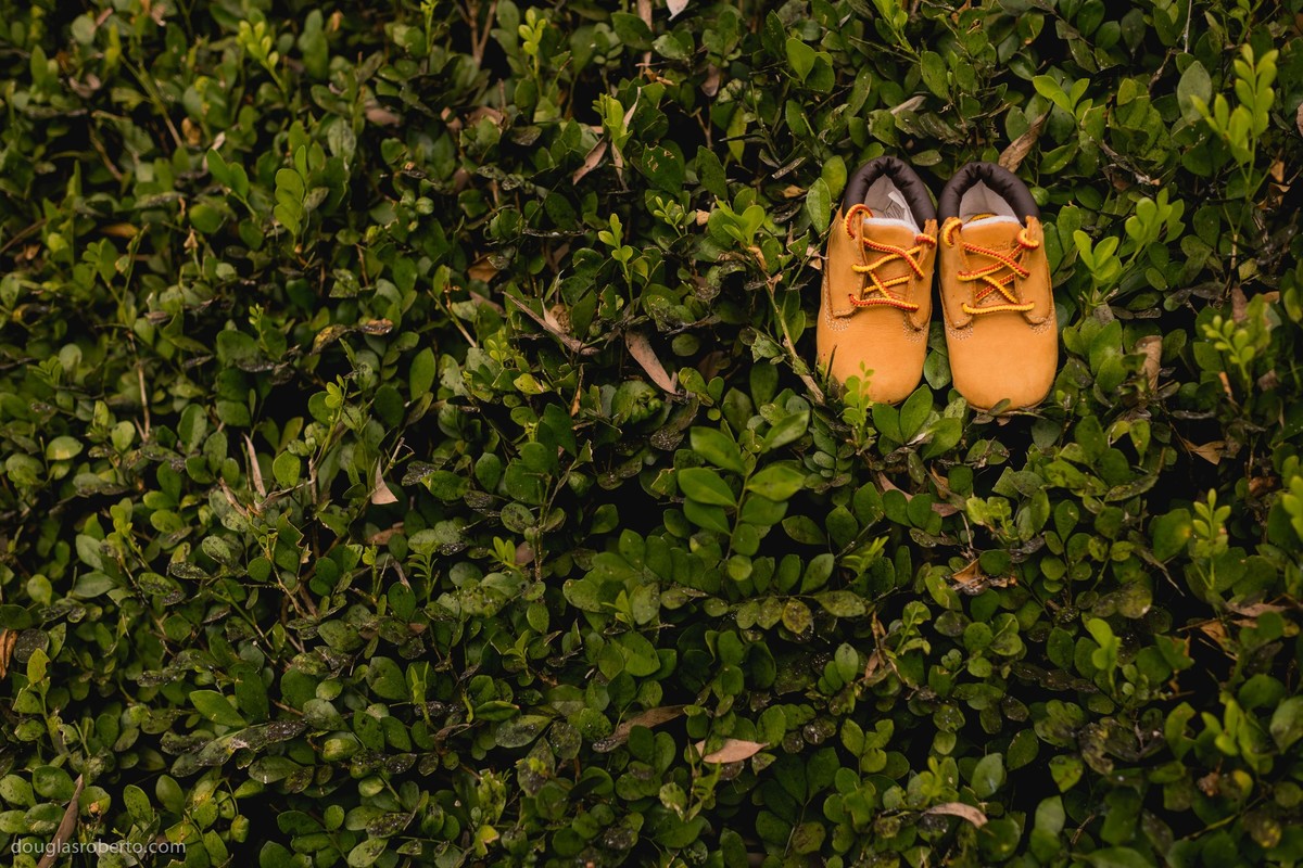 Ensaio Gestante, detalhes da botinha do Miguel da Timberland