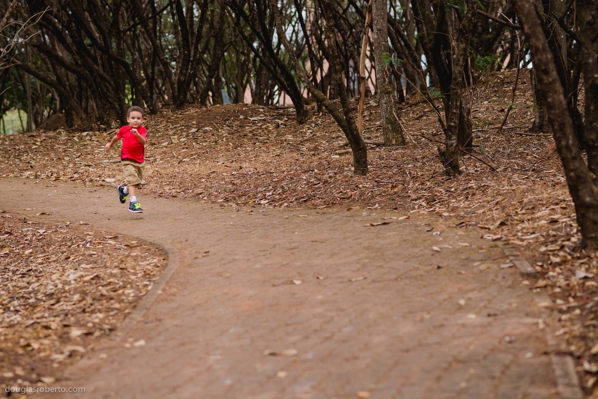criança correndo