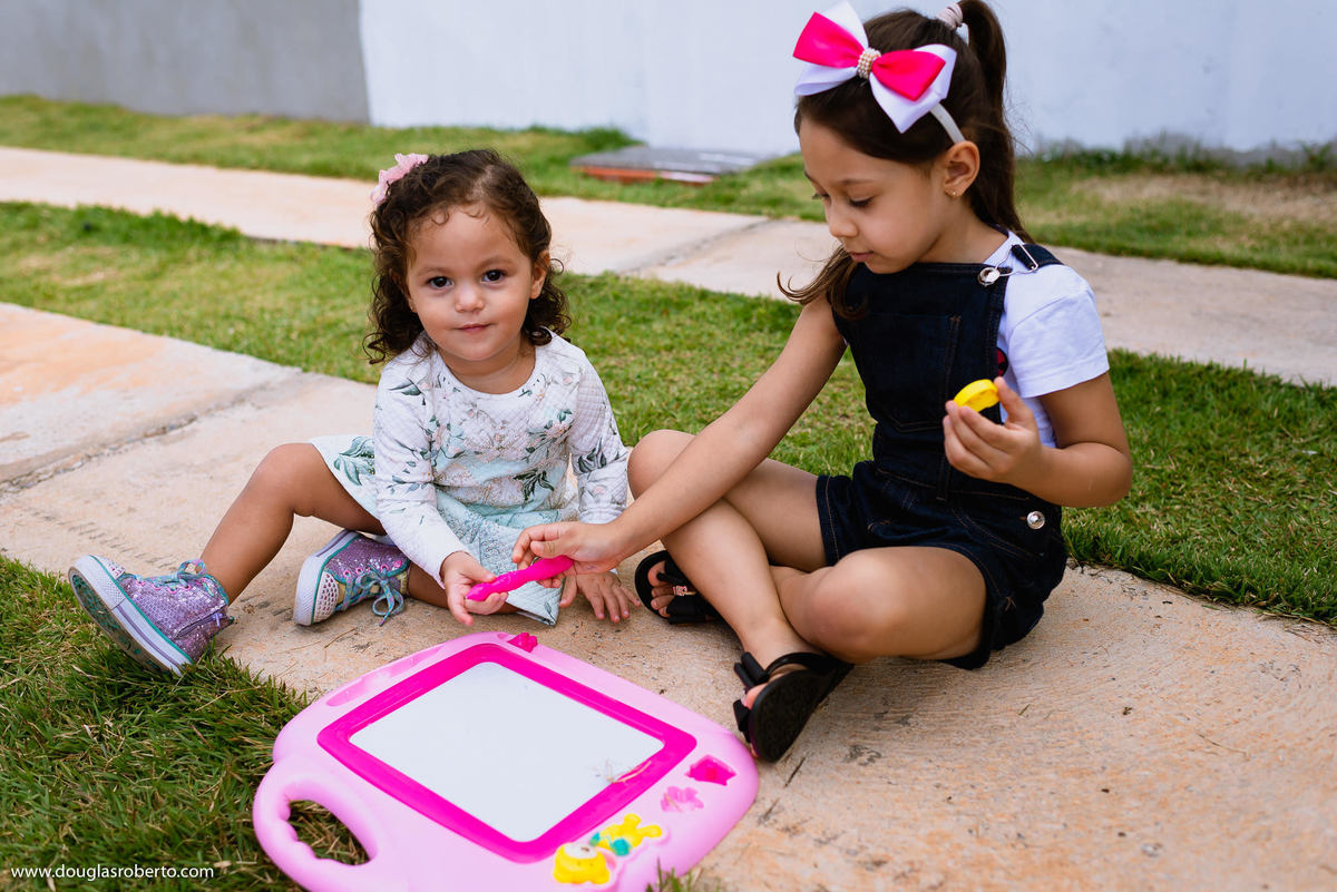 brincando com amigas