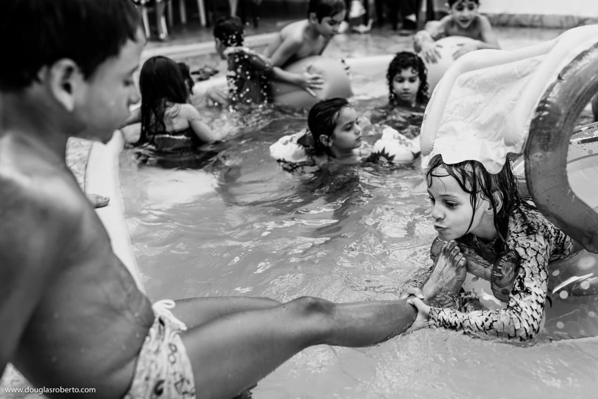 festa infantil na piscina