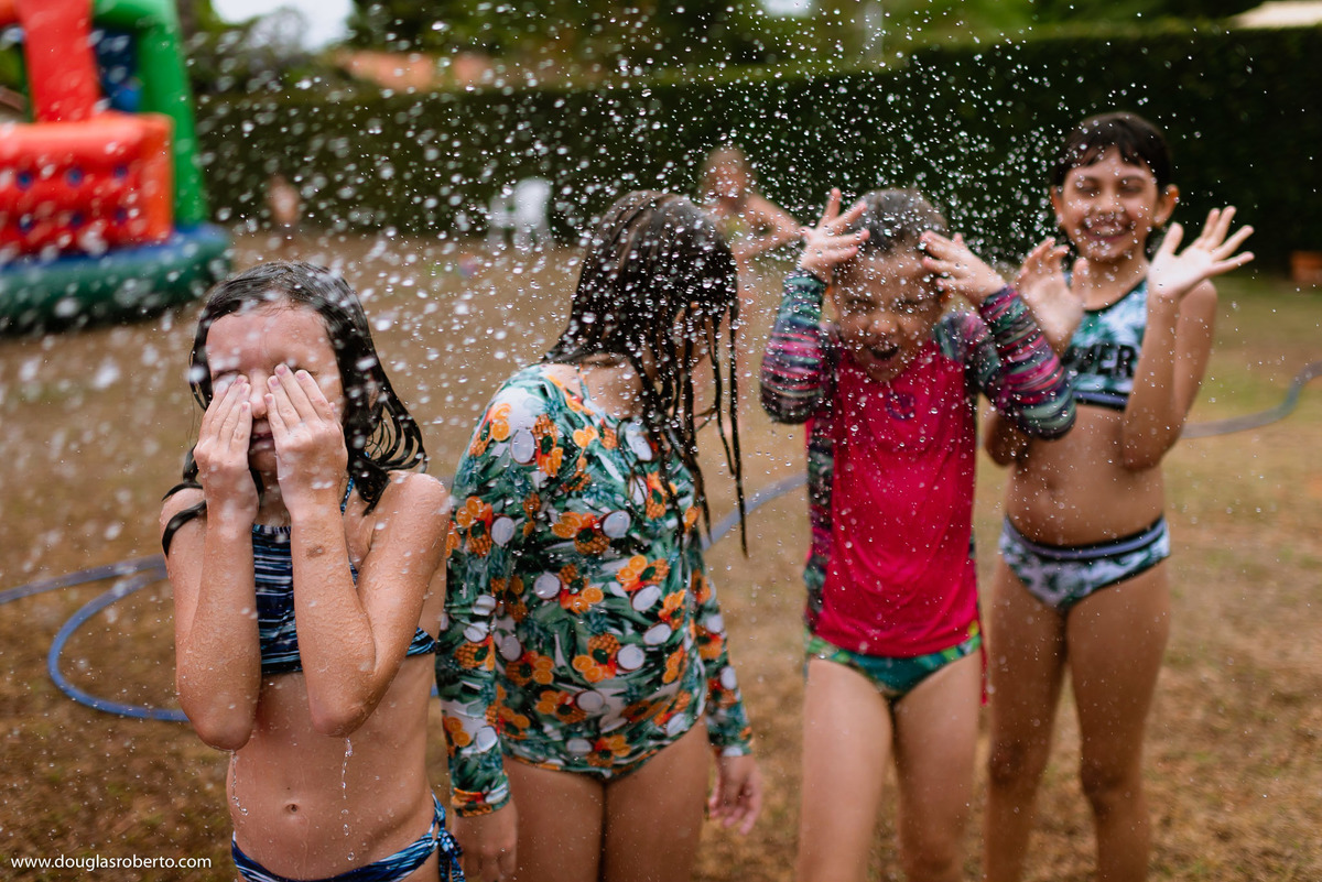 brincando com água