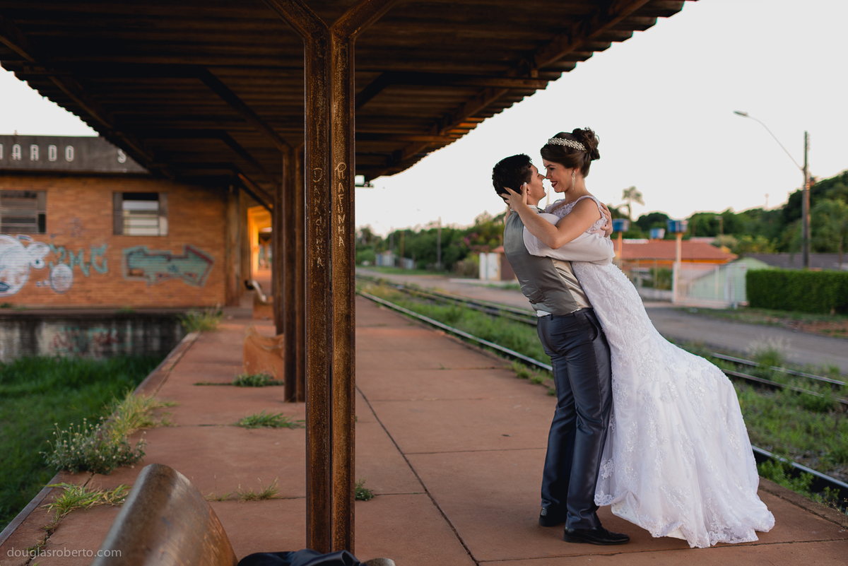 ensaio de casal, fotos de casal, fotografo de casais, casamento, fotografia de casamento, fotografo de casamento, fotografo de brasilia,  fotos espontâneas, fotos divertidas, ensaio trash the dress
