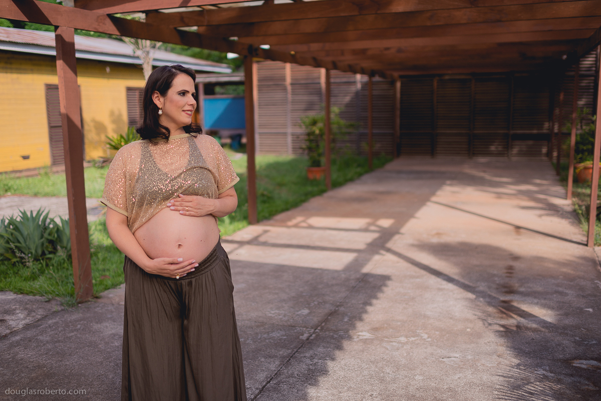 ensaio-de-gestante-fotos-de-gravida-fotografo-para-gestante-fotografo-de-brasilia-douglas-mendes-roberto-fotografo-de-familia-gestante-douglas-roberto-fotografia-fotos-de-familia-familia-crianca