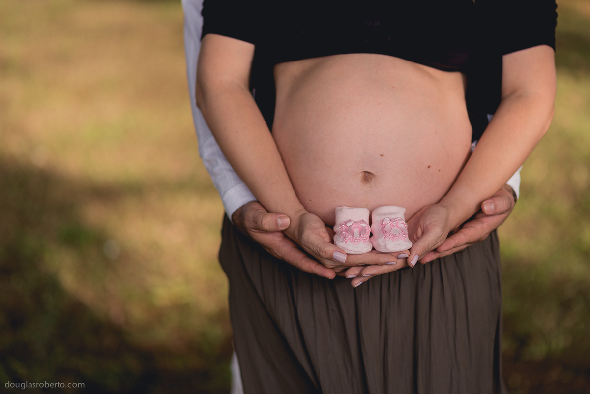 ensaio-de-gestante-fotos-de-gravida-fotografo-para-gestante-fotografo-de-brasilia-douglas-mendes-roberto-fotografo-de-familia-gestante-douglas-roberto-fotografia-fotos-de-familia-familia-crianca