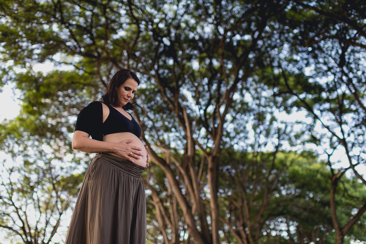 ensaio-de-gestante-fotos-de-gravida-fotografo-para-gestante-fotografo-de-brasilia-douglas-mendes-roberto-fotografo-de-familia-gestante-douglas-roberto-fotografia-fotos-de-familia-familia-crianca