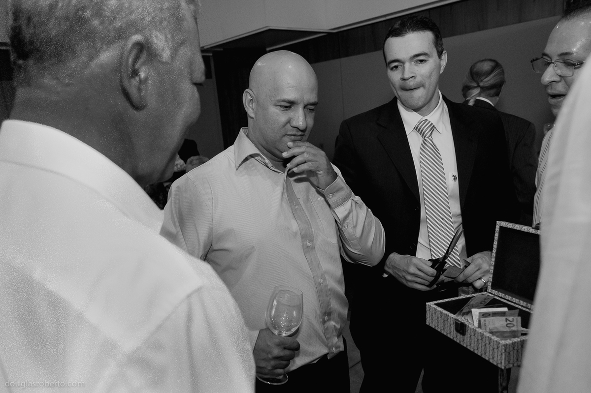 ensaio de casal, fotos de casal, fotografo de casais, casamento, fotografia de casamento, fotografo de casamento, fotografo de brasilia,  fotos espontâneas, fotos divertidas