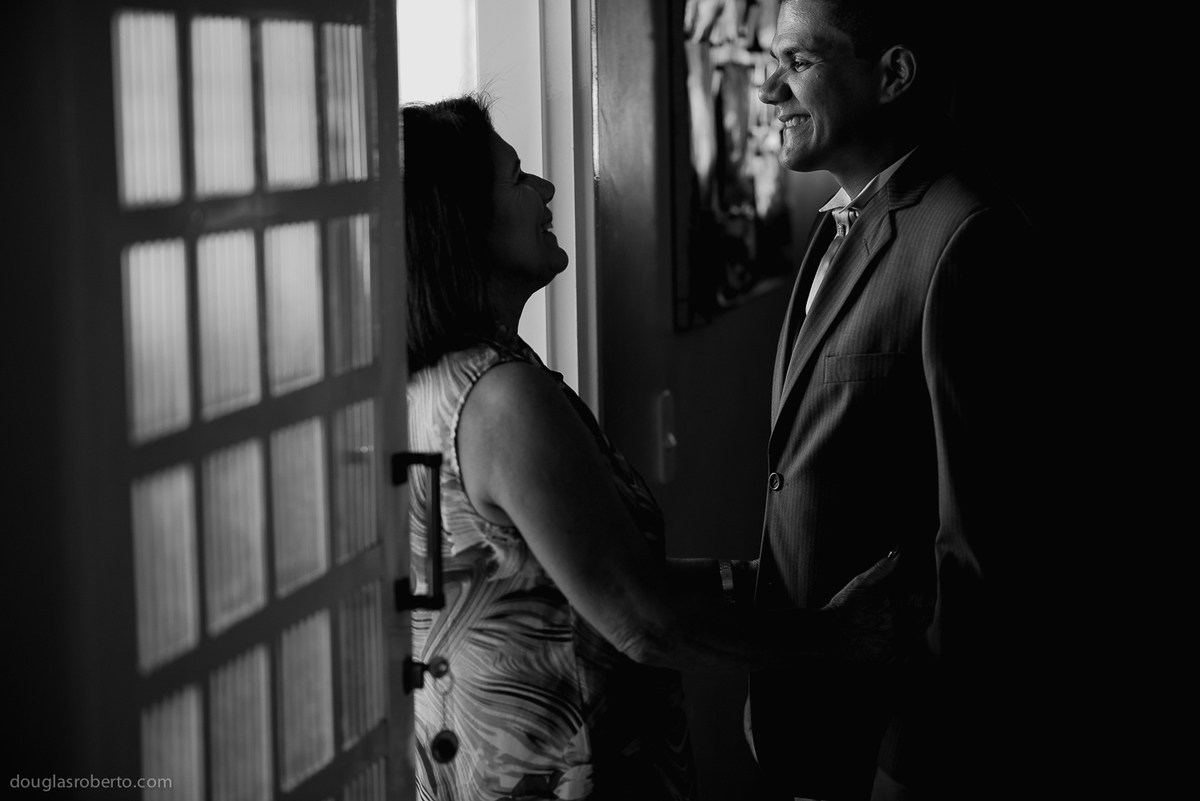 ensaio de casal, fotos de casal, fotografo de casais, casamento, fotografia de casamento, fotografo de casamento, fotografo de brasilia,  fotos espontâneas, fotos divertidas